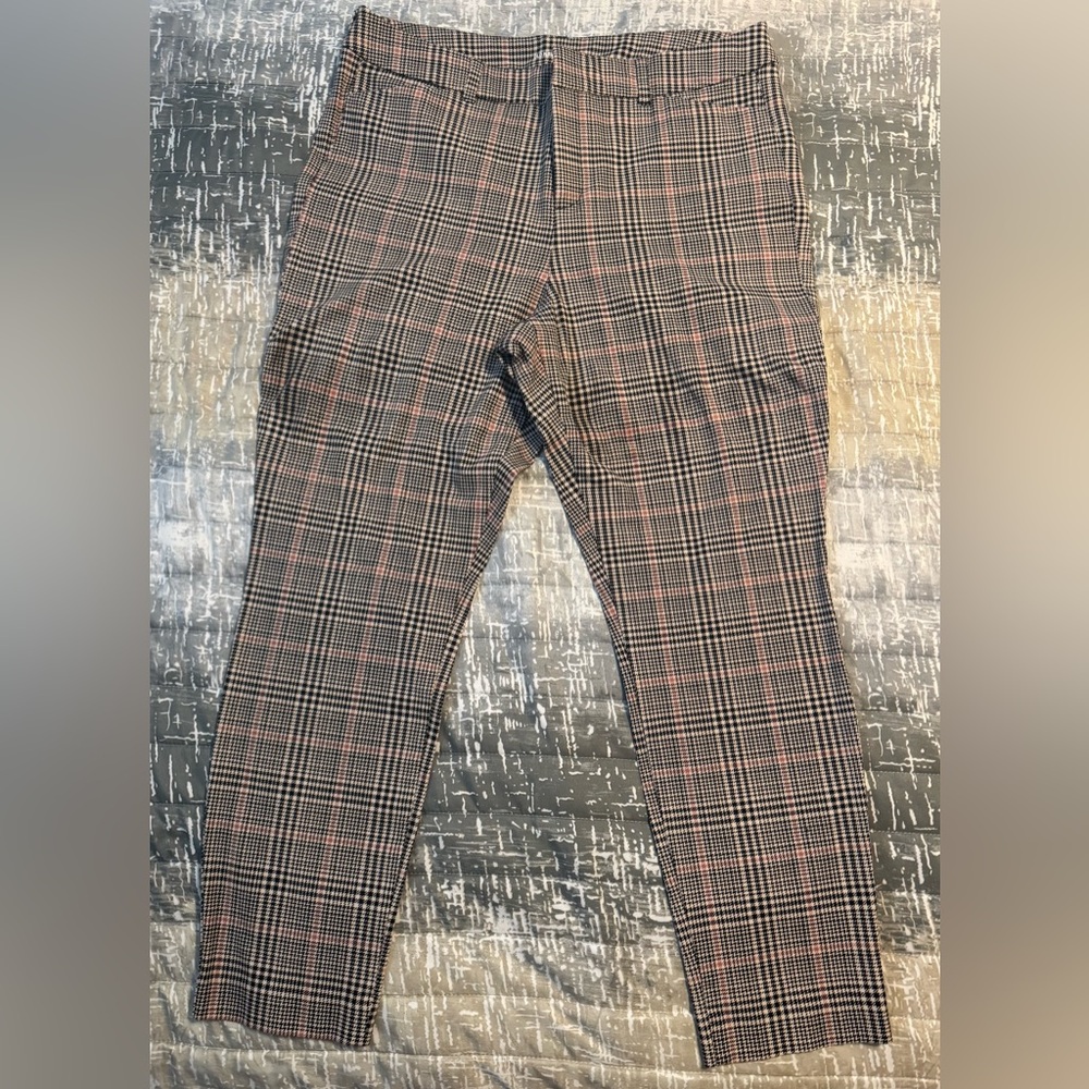 Old Navy - Women’s Pixie High Rise Pant - Size 14